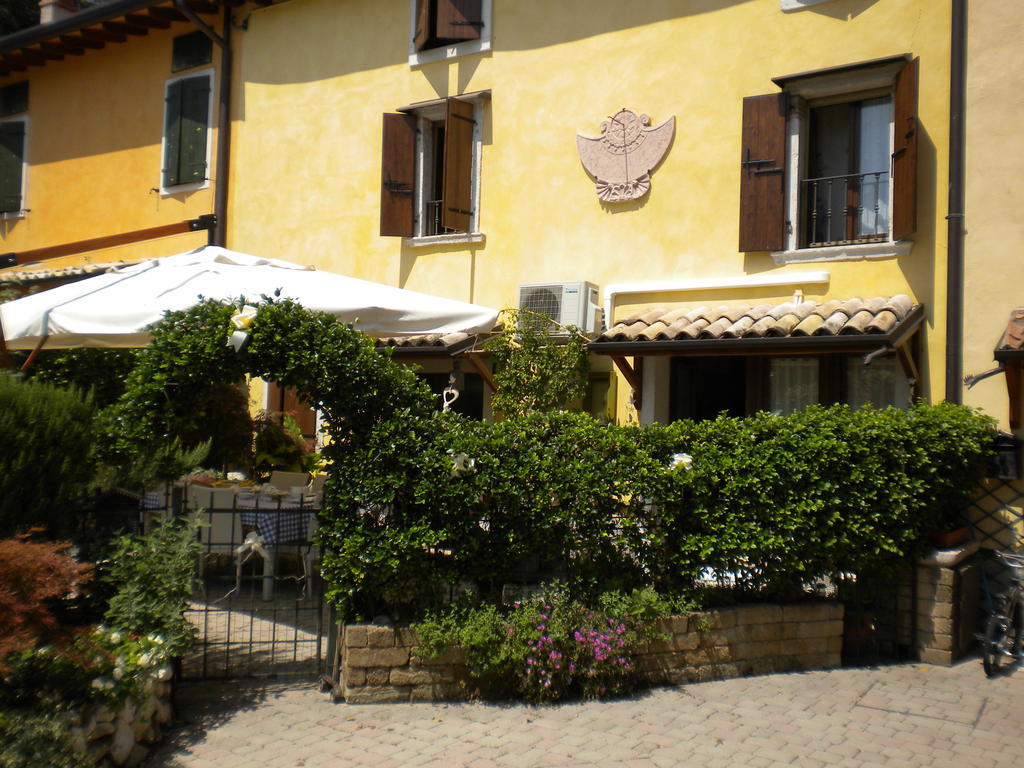 Bed and Breakfast La Carbonara 6 Бардоліно Номер фото