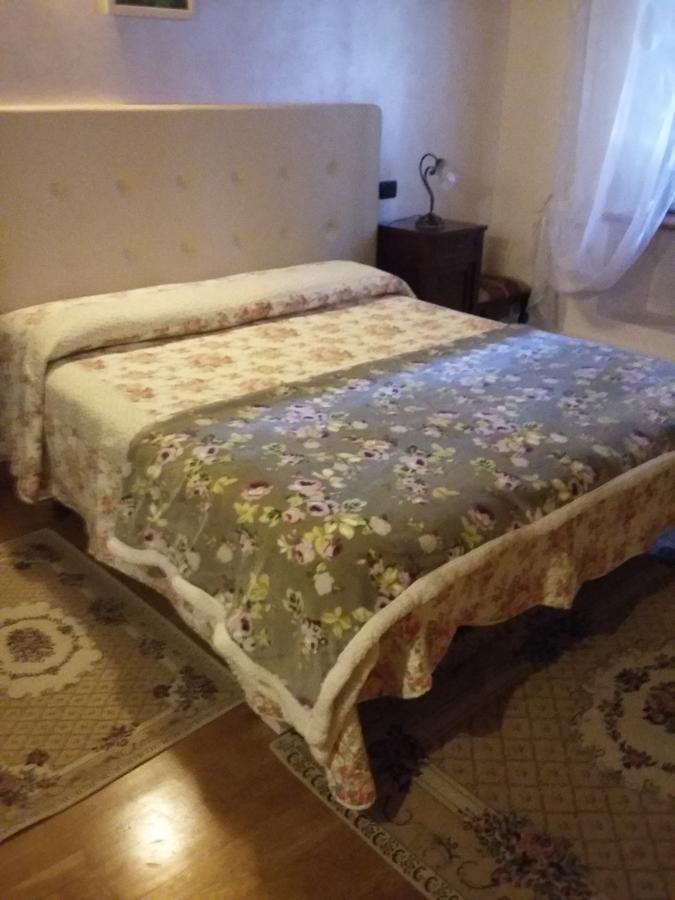 Bed and Breakfast La Carbonara 6 Бардоліно Номер фото